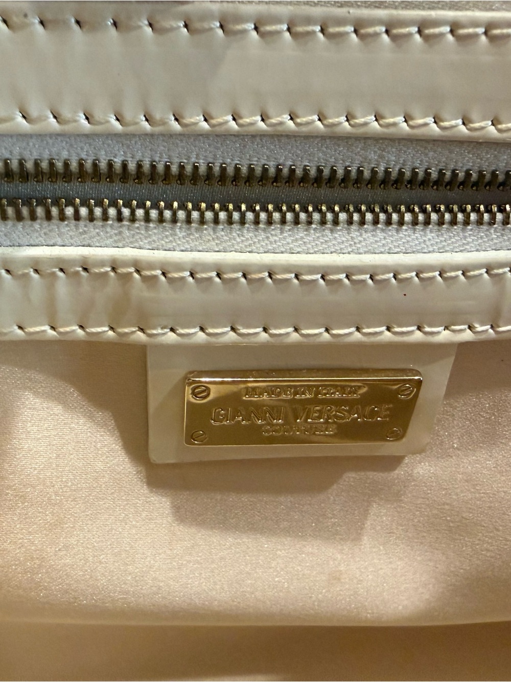 Vintage Gianni Versace Couture White Patent Leather Top Handle Bag Made in Italy - Picture 13 of 16
